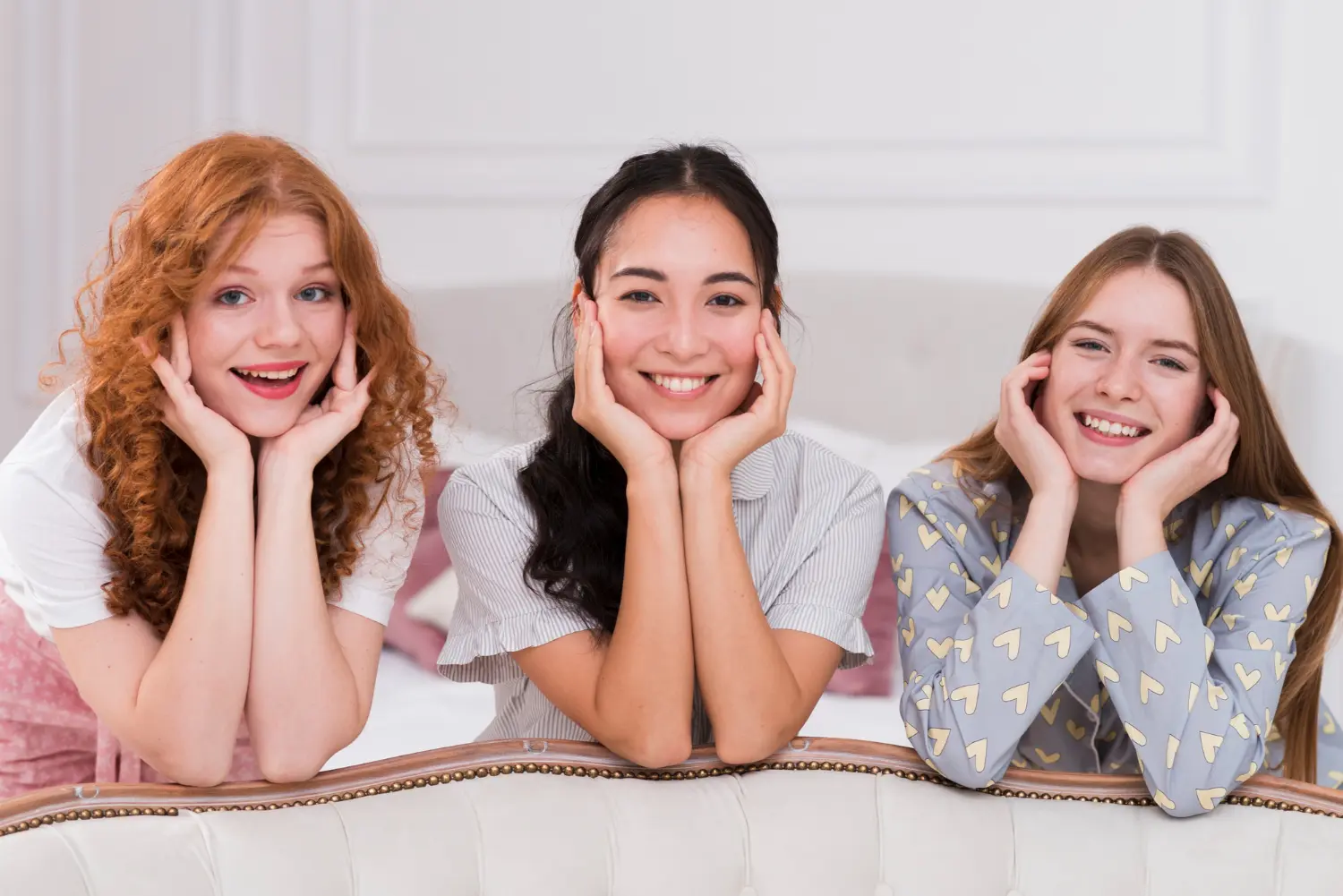 Smiley girl show having good looking in their teeth after use Invisalign from Star Smiles Orthodontics and Pediatric Dentistry in Bloomingdale and Naperville, IL.